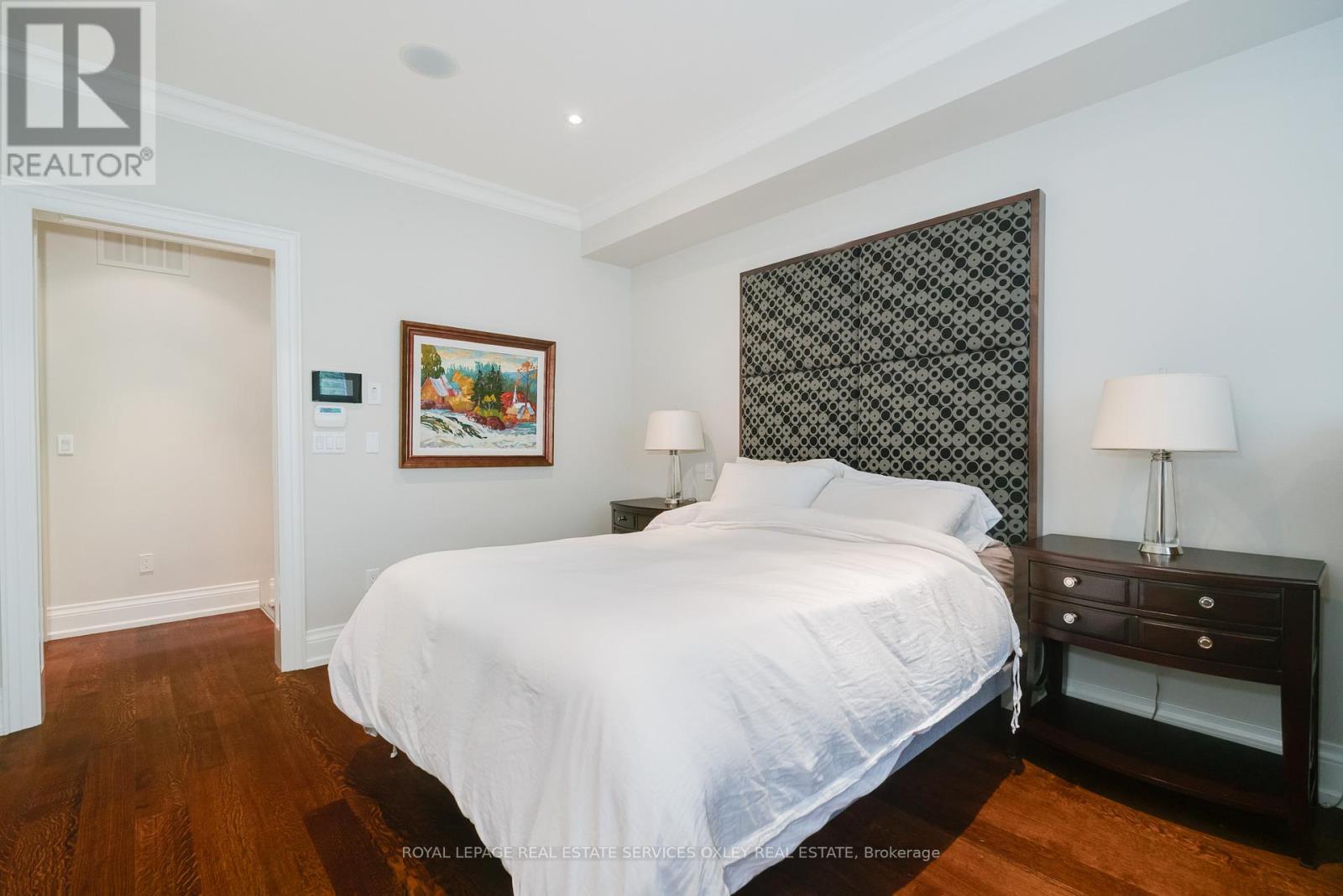 












149 RONAN AVENUE

,
Toronto,




Ontario
M4N2Y2

