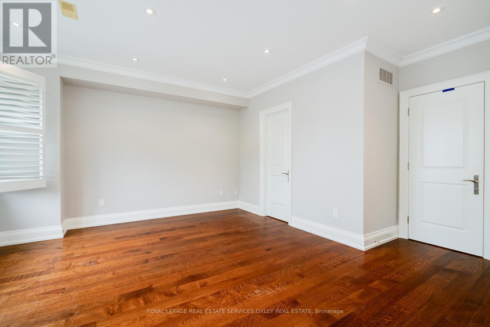 












149 RONAN AVENUE

,
Toronto,




Ontario
M4N2Y2

