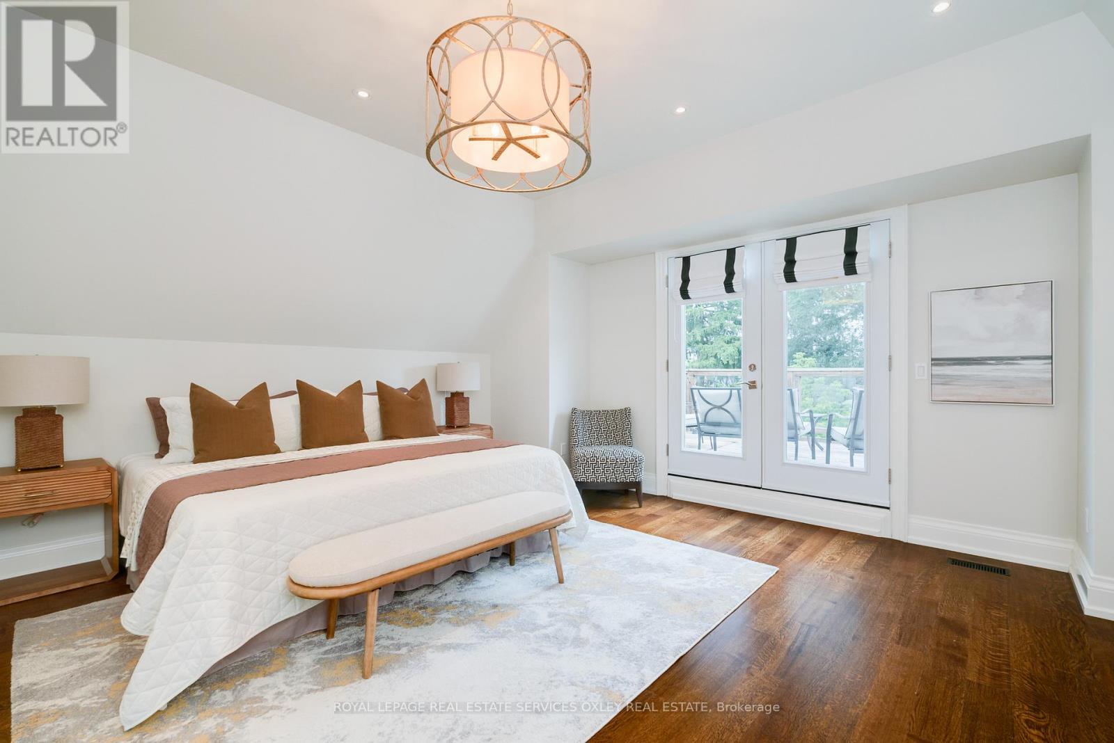 












149 RONAN AVENUE

,
Toronto,




Ontario
M4N2Y2

