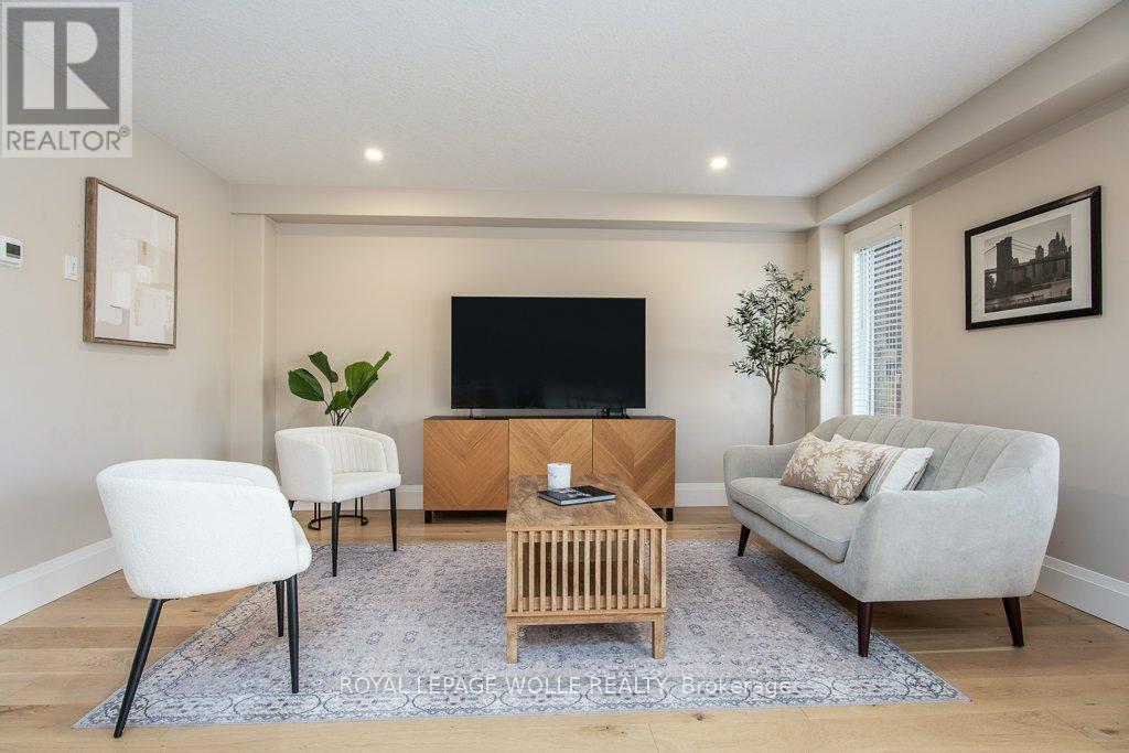 












95 PUGH STREET

,
Perth East,




Ontario
N0K1M0

