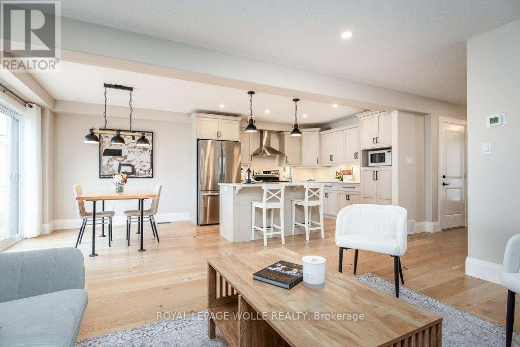 












95 PUGH STREET

,
Perth East,




Ontario
N0K1M0

