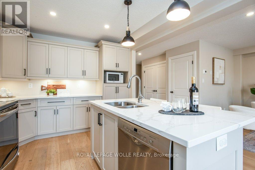 












95 PUGH STREET

,
Perth East,




Ontario
N0K1M0

