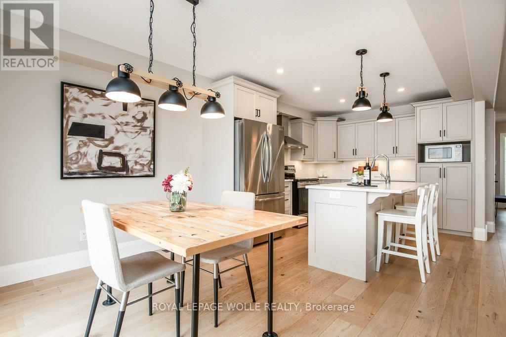 












95 PUGH STREET

,
Perth East,




Ontario
N0K1M0

