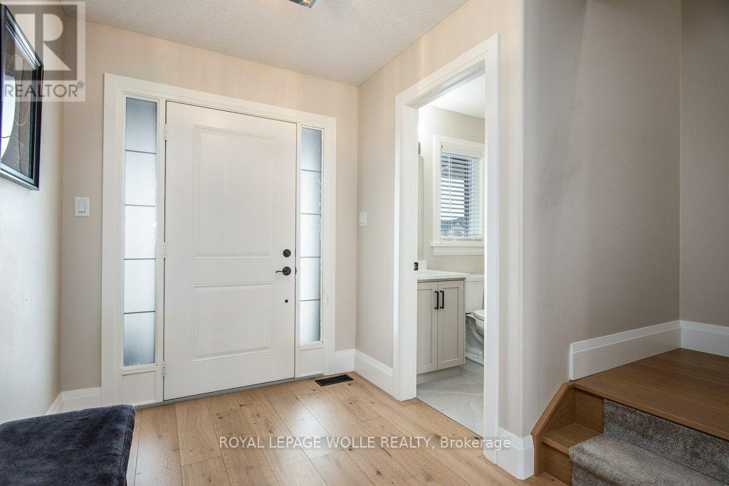 












95 PUGH STREET

,
Perth East,




Ontario
N0K1M0

