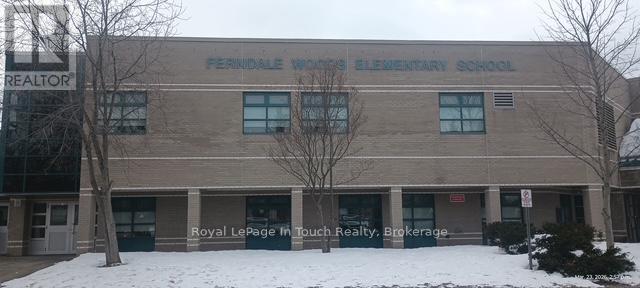 












153 FERNDALE DRIVE S

,
Barrie (Ardagh),




Ontario
L4N6X9

