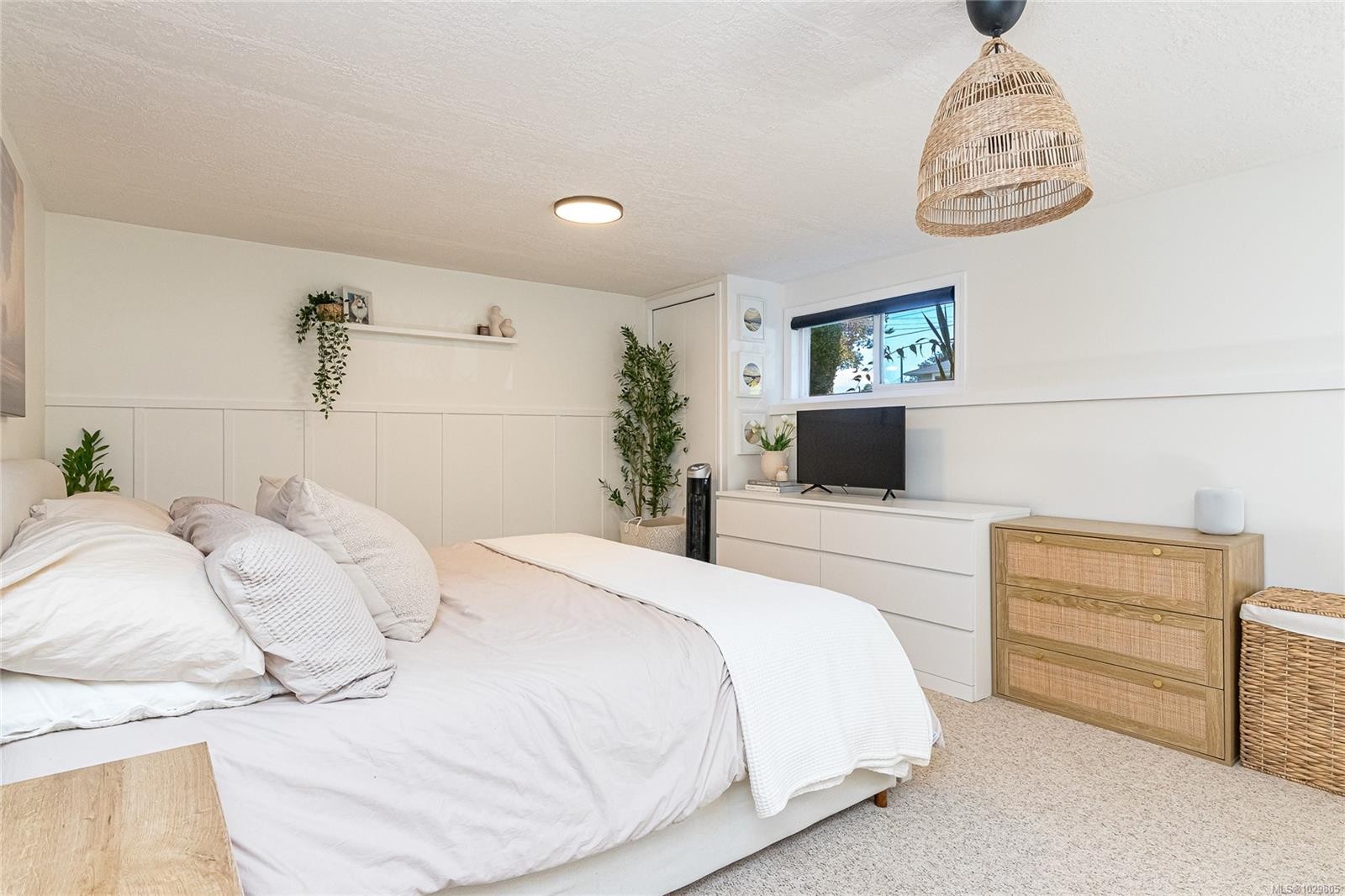 









3334


Acemink

Rd,
Colwood,




BC
V9C 2J6

