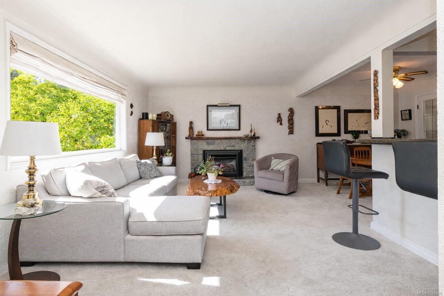 









3334


Acemink

Rd,
Colwood,




BC
V9C 2J6

