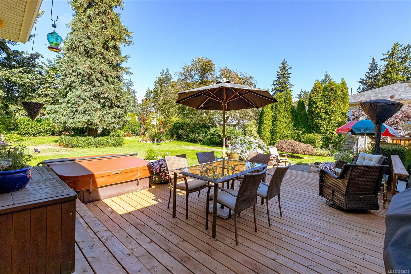 









3334


Acemink

Rd,
Colwood,




BC
V9C 2J6

