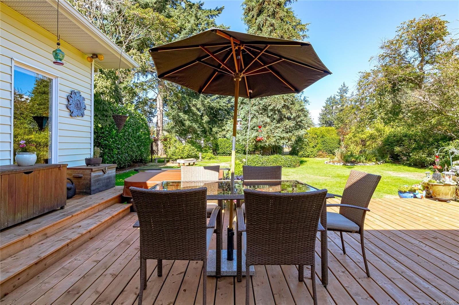 









3334


Acemink

Rd,
Colwood,




BC
V9C 2J6

