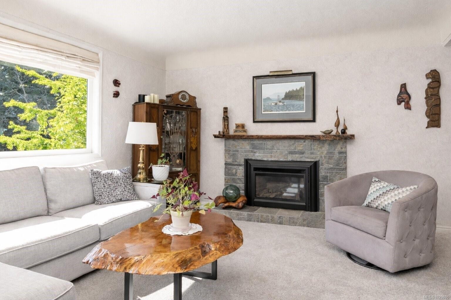 









3334


Acemink

Rd,
Colwood,




BC
V9C 2J6

