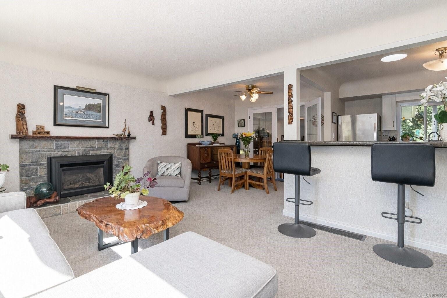 









3334


Acemink

Rd,
Colwood,




BC
V9C 2J6

