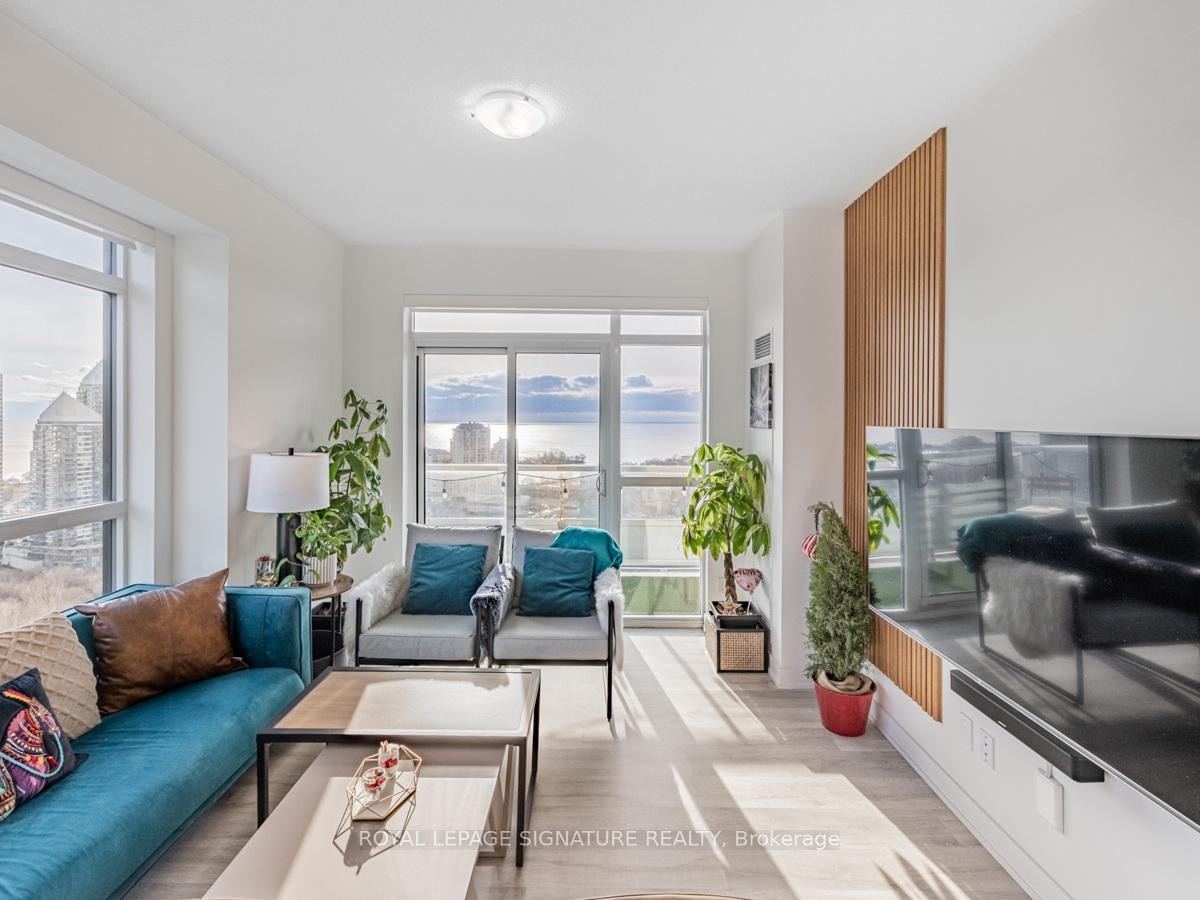 









251


Manitoba

Street, 2704,
Toronto,




ON
M8Y 0C7

