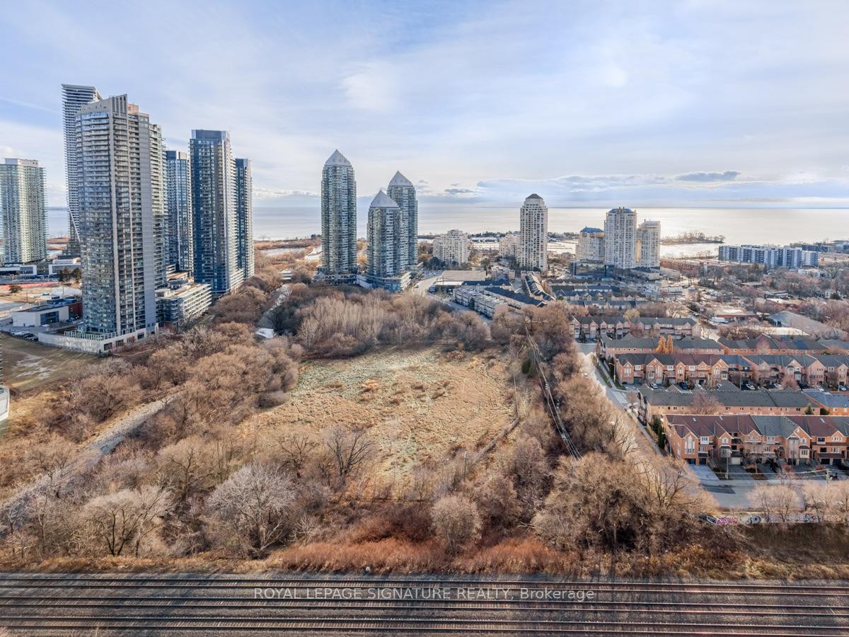 









251


Manitoba

Street, 2704,
Toronto,




ON
M8Y 0C7

