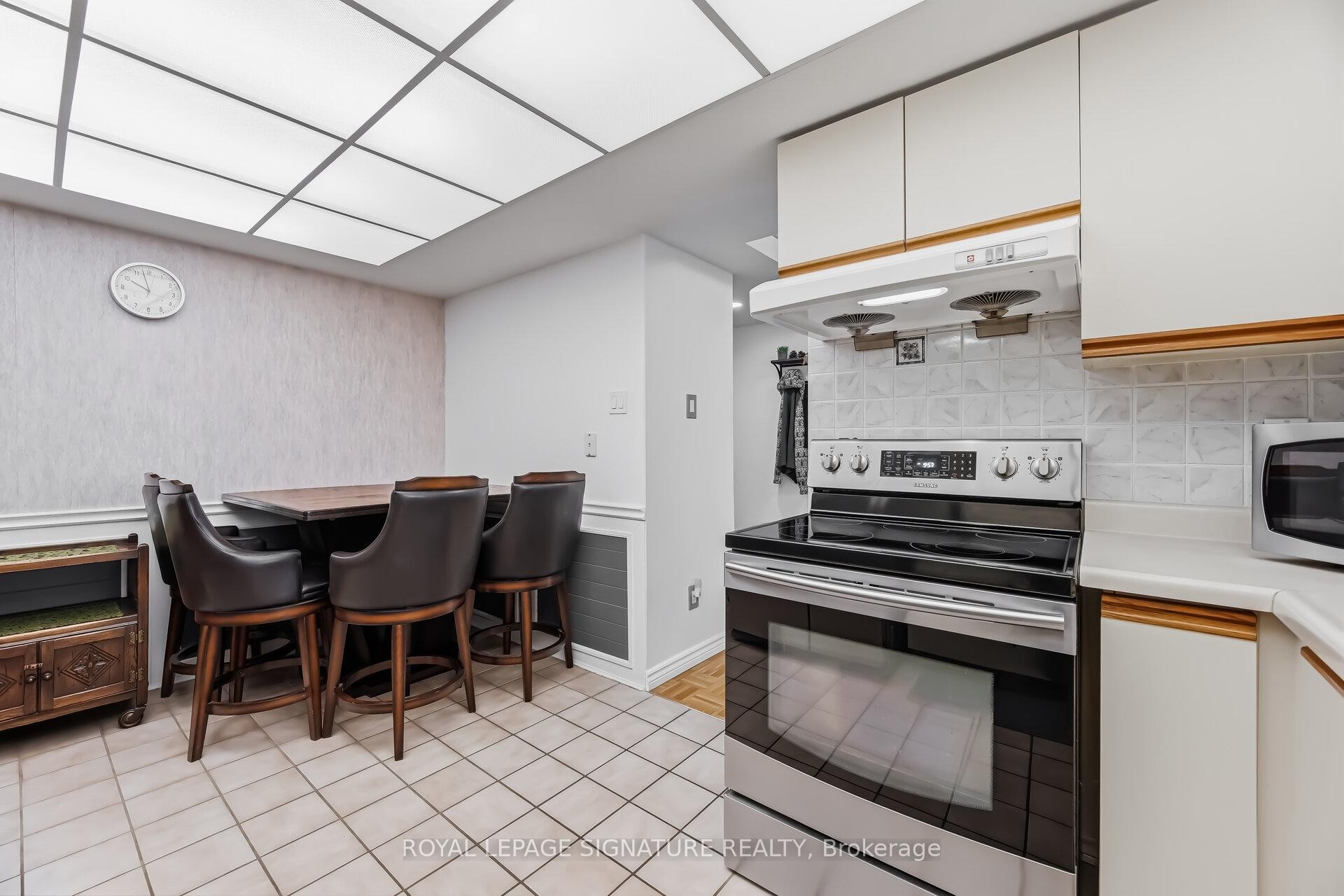 









320


Mill

Street, 1107,
Brampton,




ON
L6Y 3V2

