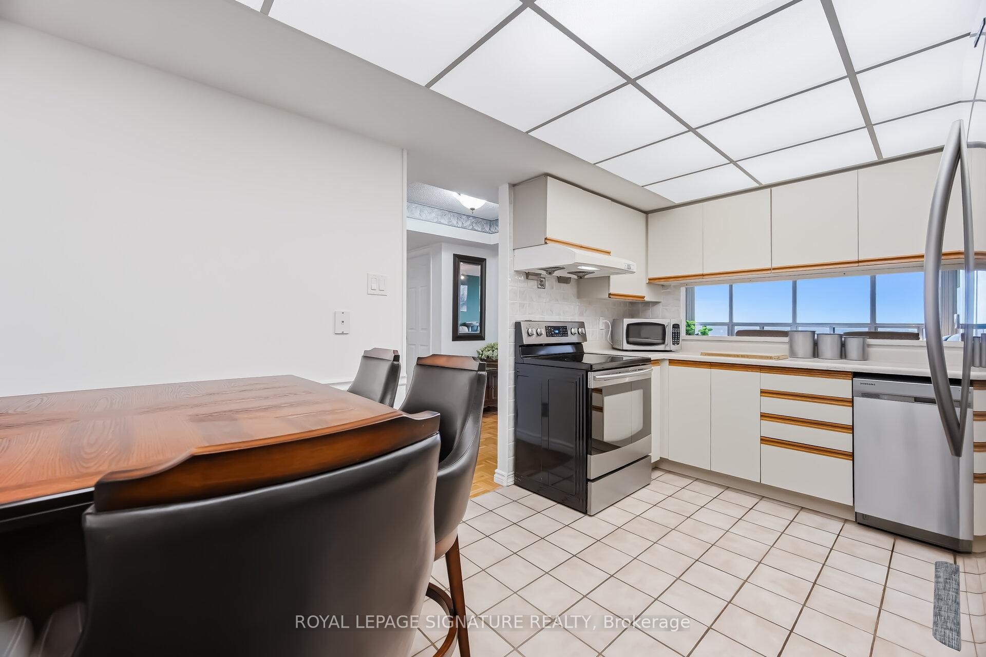 









320


Mill

Street, 1107,
Brampton,




ON
L6Y 3V2

