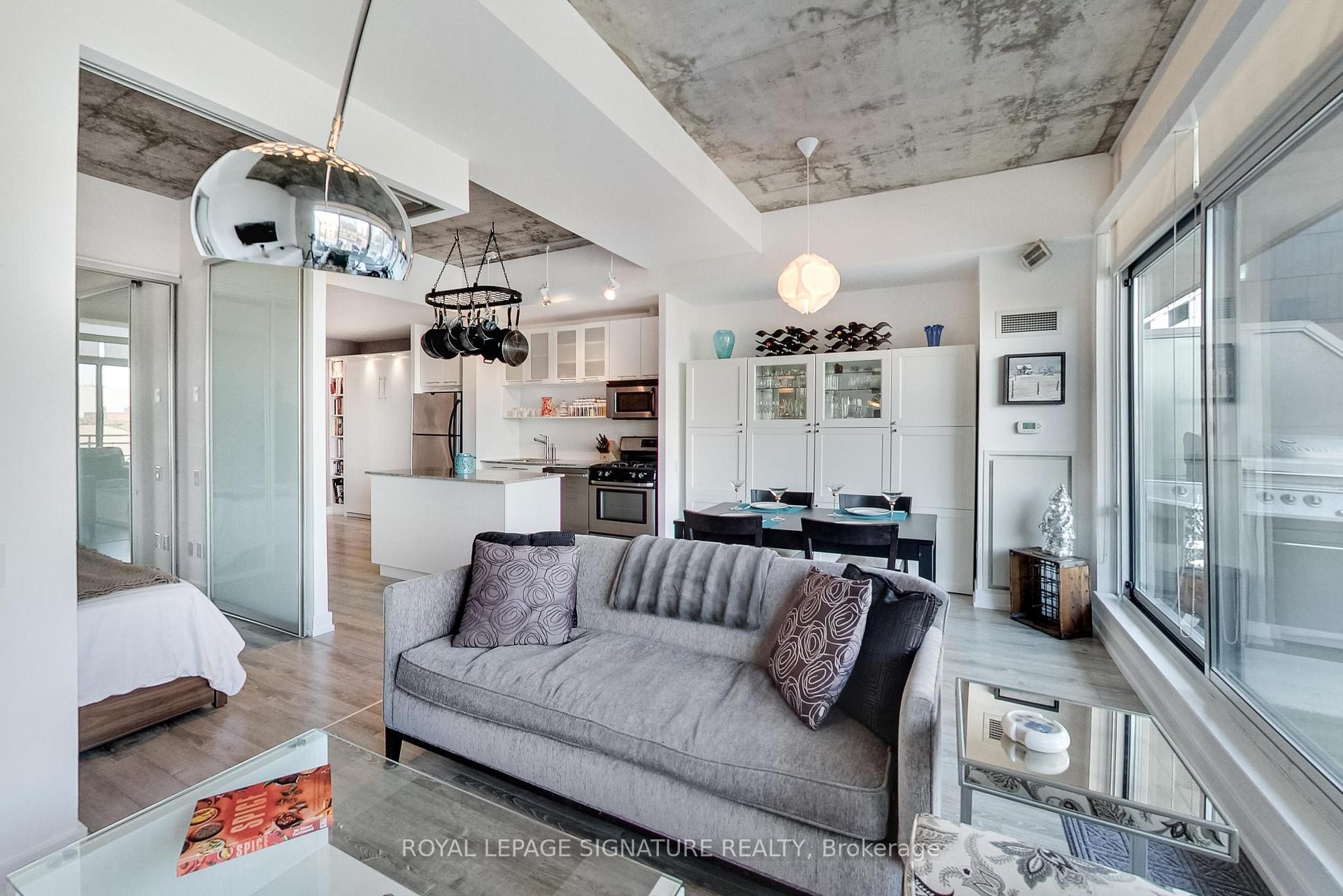 









66


Portland

Street, 610,
Toronto,




ON
M5V 2M6

