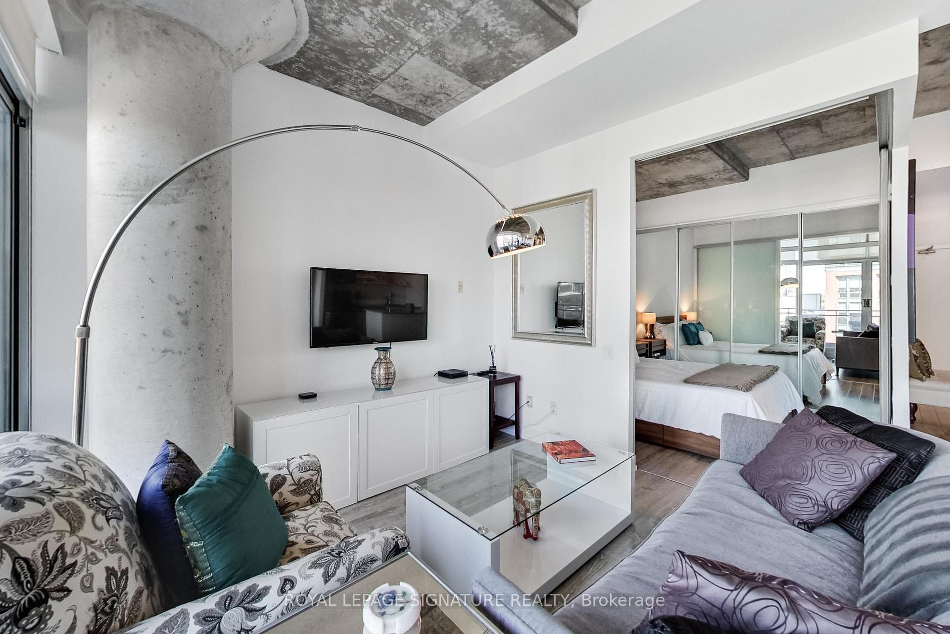 









66


Portland

Street, 610,
Toronto,




ON
M5V 2M6

