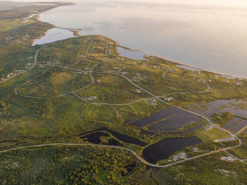 












32 Lipkudamoonk Path

,
Clam Bay,







NS
B0J 1Y0

