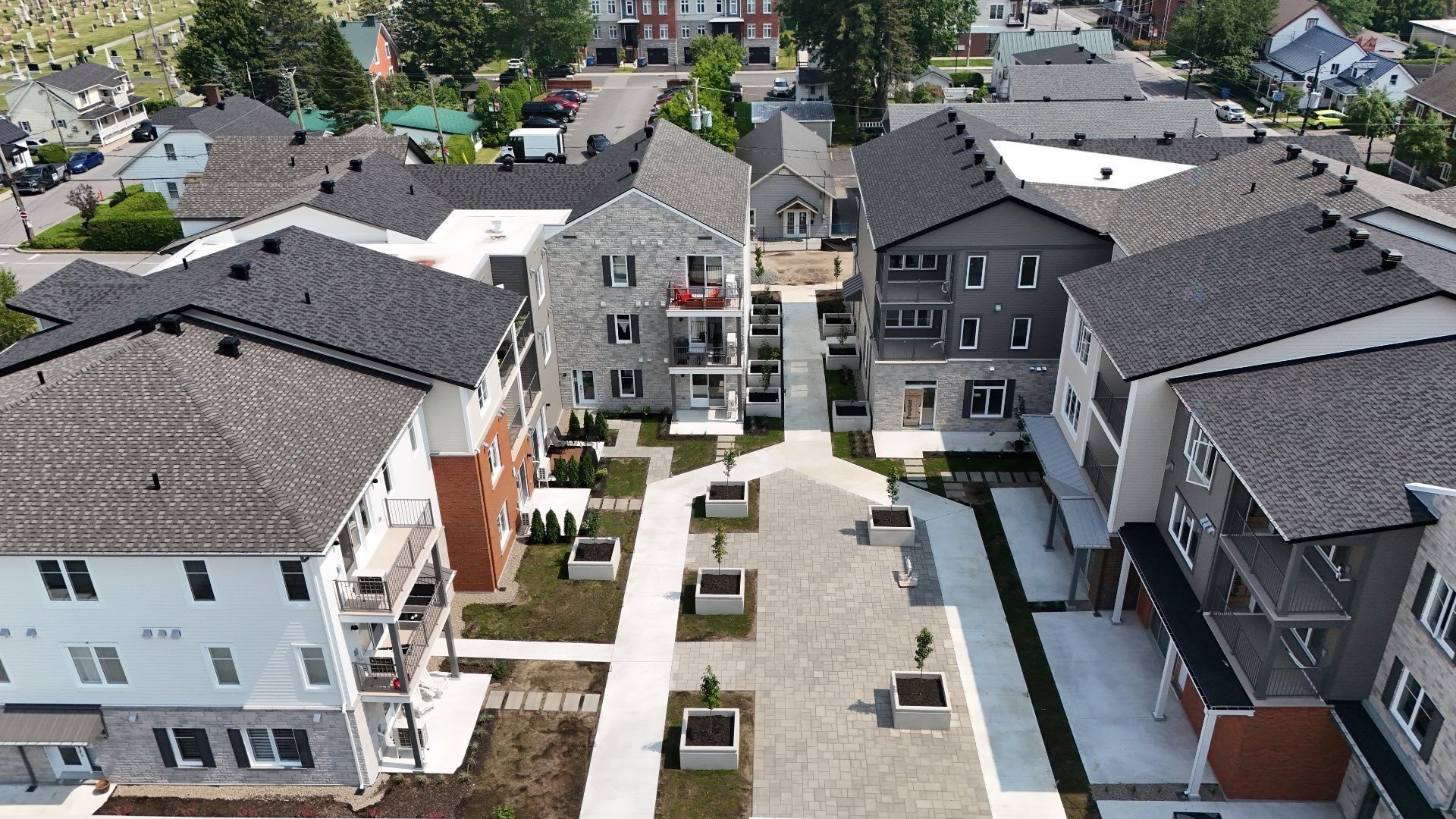 









251


Rue St-Jean-Baptiste

, 233,
Beloeil,




QC
J3G2V6

