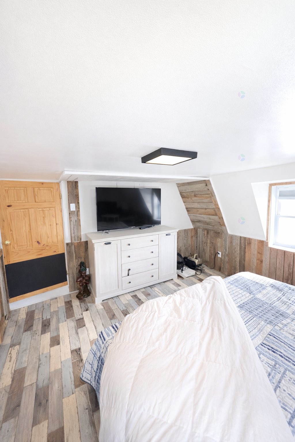 









5901


1er rang Ste-Cécile

,
Saint-Félix-de-Valois,




QC
J0K2M0

