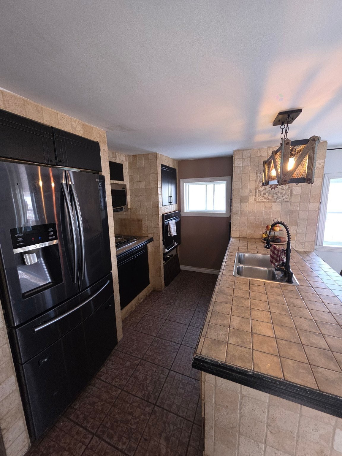 









5901


1er rang Ste-Cécile

,
Saint-Félix-de-Valois,




QC
J0K2M0

