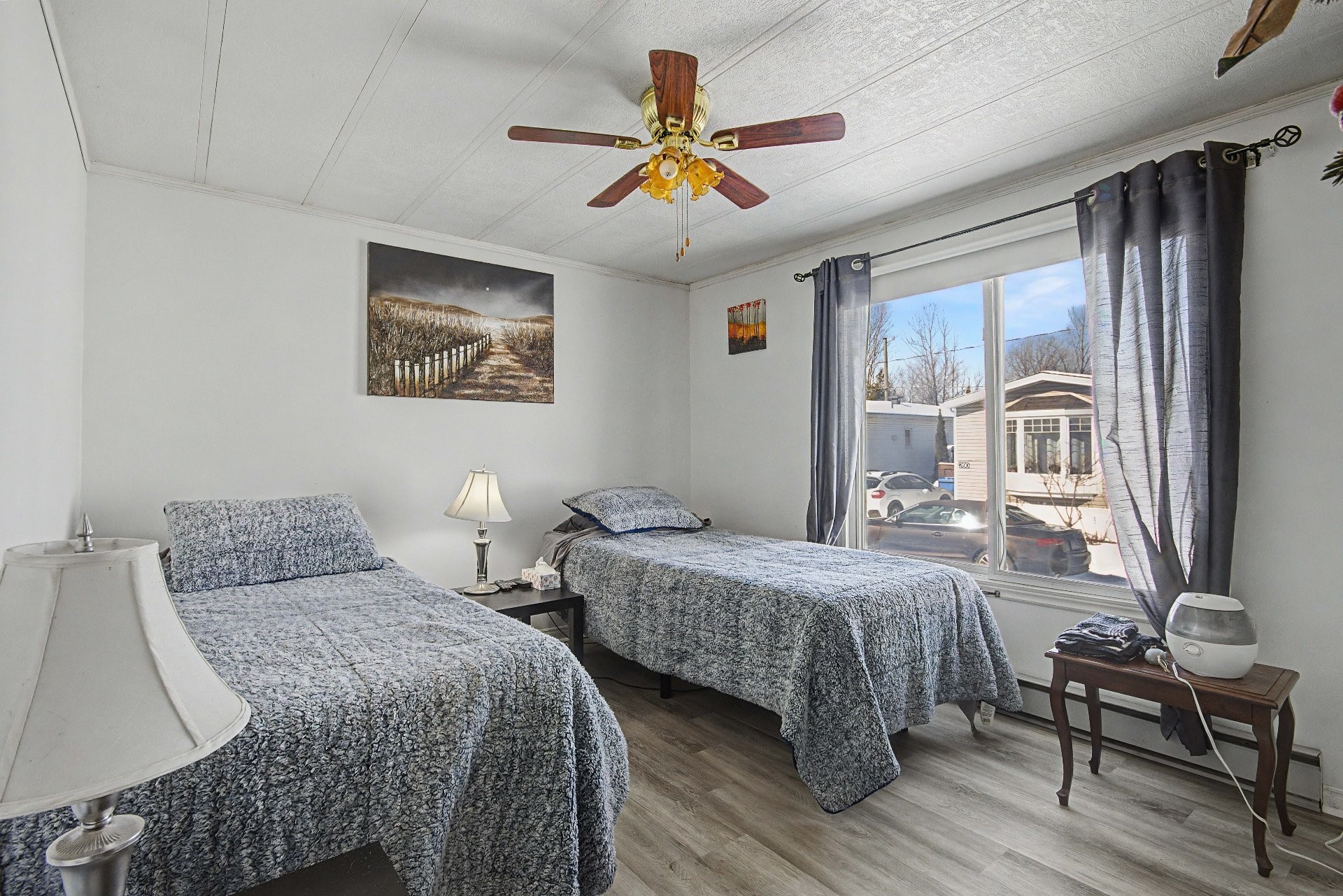 









3950


Boul. Sir-Wilfrid-Laurier

, 255,
Longueuil (Saint-Hubert),




QC
J3Y5Y9

