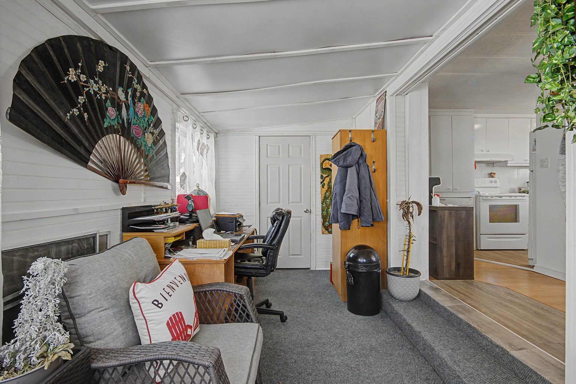 









3950


Boul. Sir-Wilfrid-Laurier

, 255,
Longueuil (Saint-Hubert),




QC
J3Y5Y9

