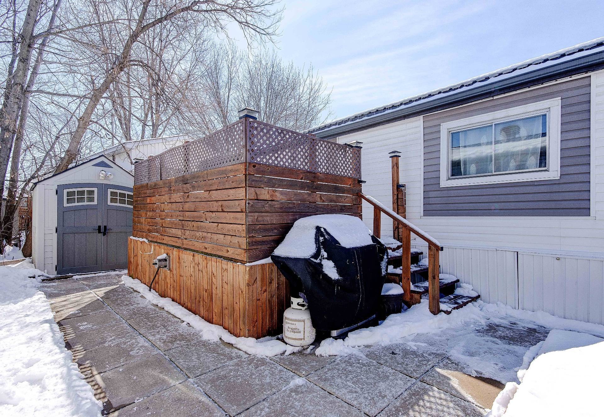 









3950


Boul. Sir-Wilfrid-Laurier

, 255,
Longueuil (Saint-Hubert),




QC
J3Y5Y9

