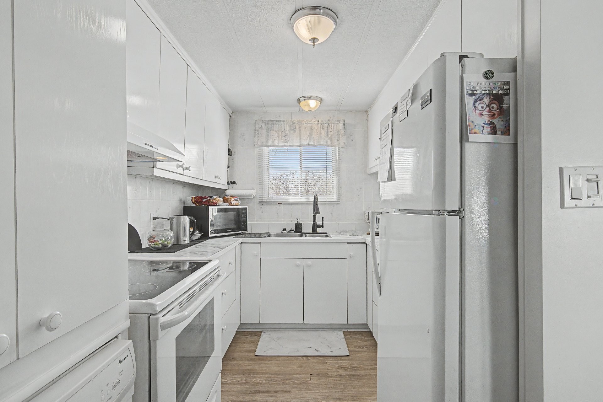 









3950


Boul. Sir-Wilfrid-Laurier

, 255,
Longueuil (Saint-Hubert),




QC
J3Y5Y9

