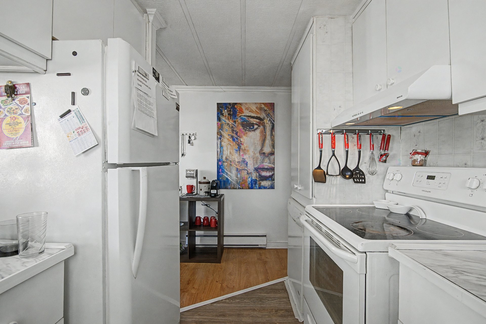 









3950


Boul. Sir-Wilfrid-Laurier

, 255,
Longueuil (Saint-Hubert),




QC
J3Y5Y9

