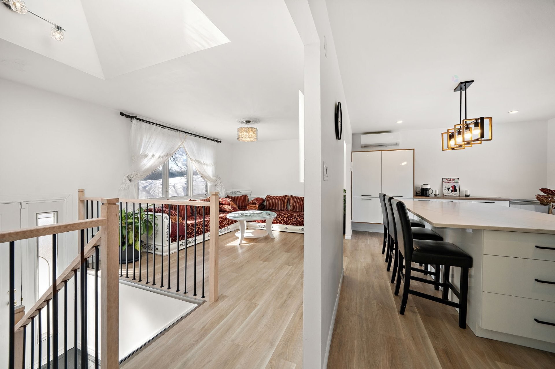 









3369


Rue Charlotte

,
Laval (Fabreville),




QC
H7P1G4

