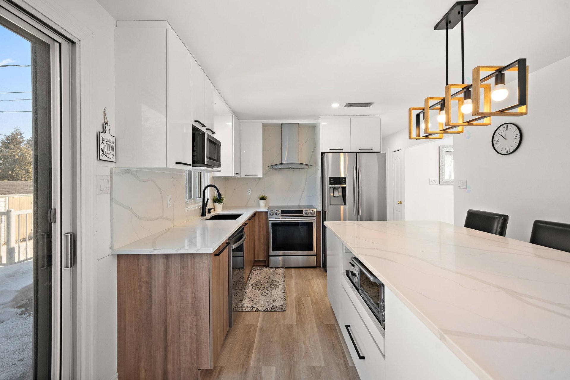 









3369


Rue Charlotte

,
Laval (Fabreville),




QC
H7P1G4

