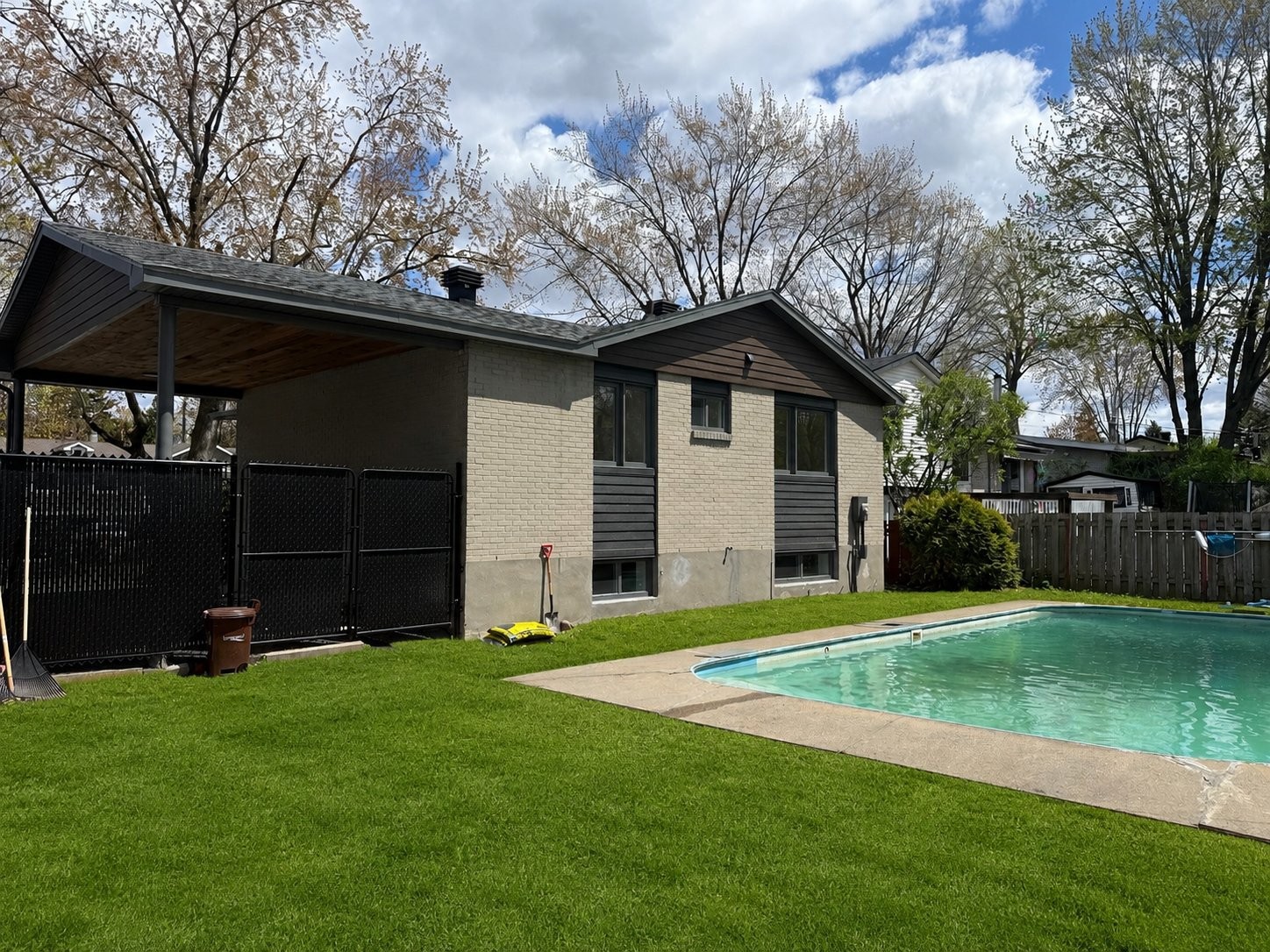 









892


Rue Nicolet

,
Longueuil (Le Vieux-Longueuil),




QC
J4J4T4

