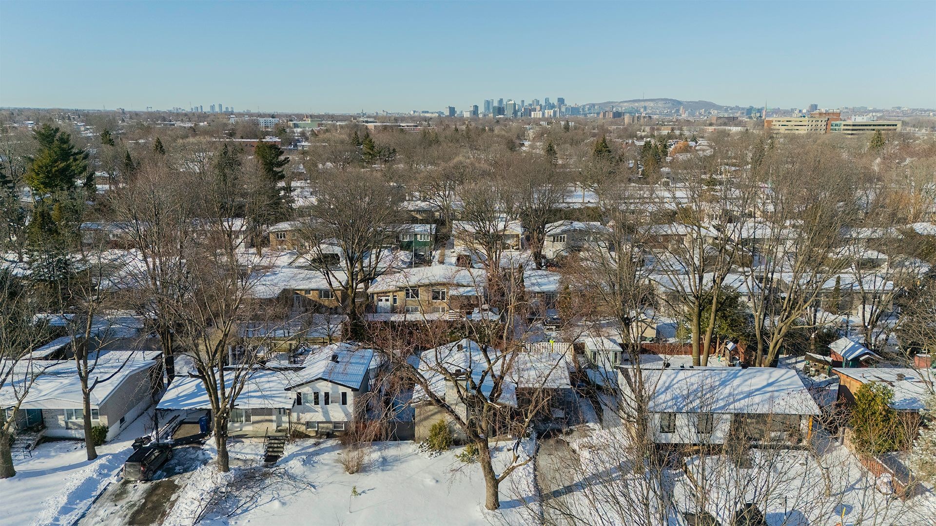 









892


Rue Nicolet

,
Longueuil (Le Vieux-Longueuil),




QC
J4J4T4


