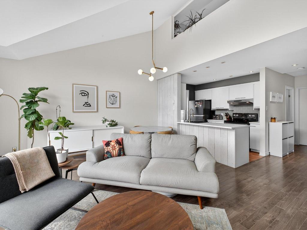 









757


Ch. Marie-Le Ber

,
Verdun/Île-des-Soers (Montréal),




QC
H3E1S8

