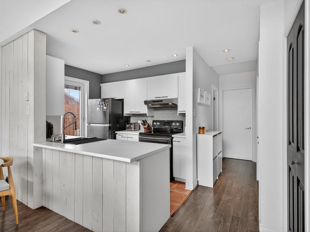 









757


Ch. Marie-Le Ber

,
Verdun/Île-des-Soers (Montréal),




QC
H3E1S8

