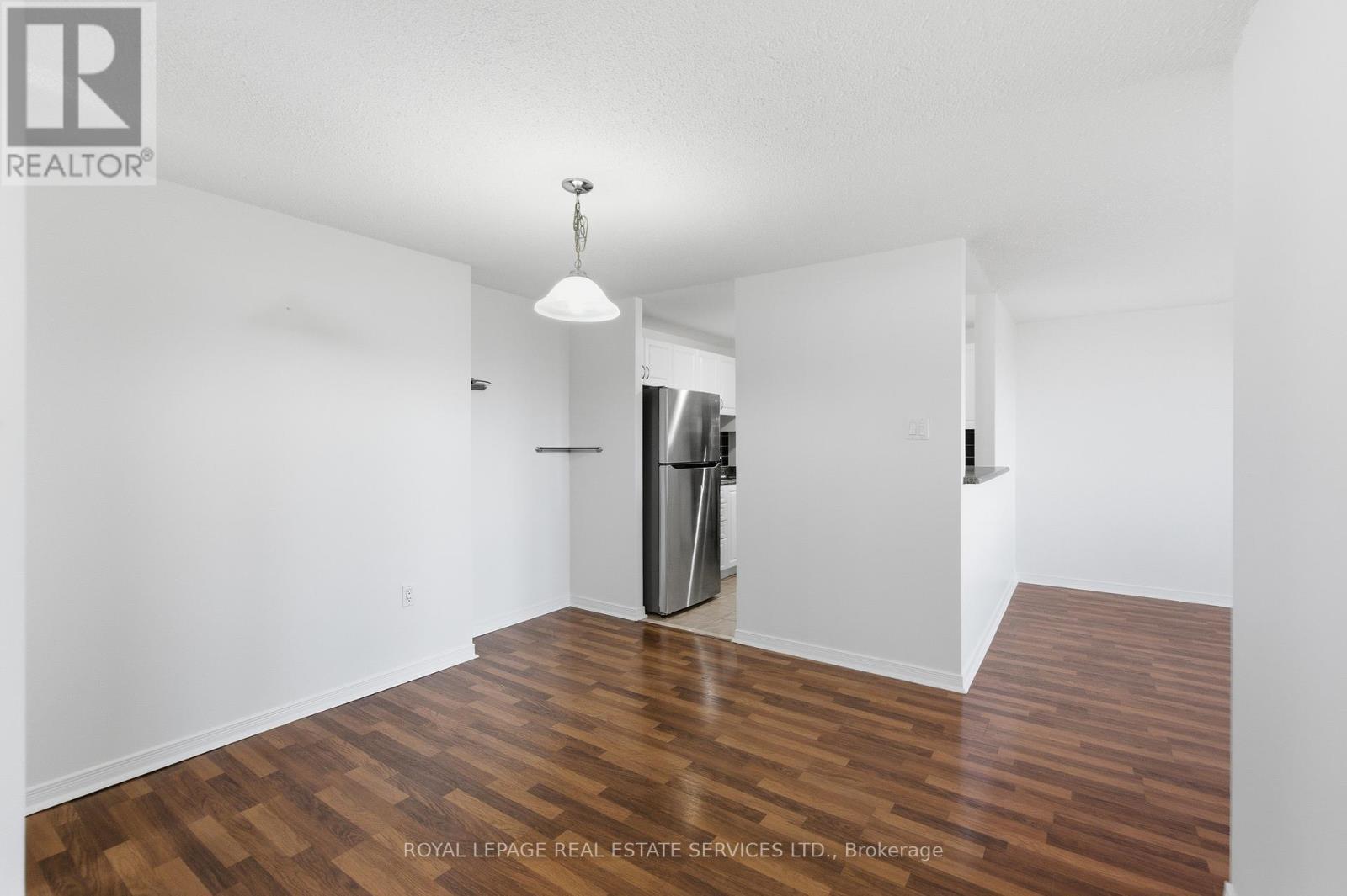 












904 - 6720 GLEN ERIN DRIVE

,
Mississauga,




Ontario
L5N3K8

