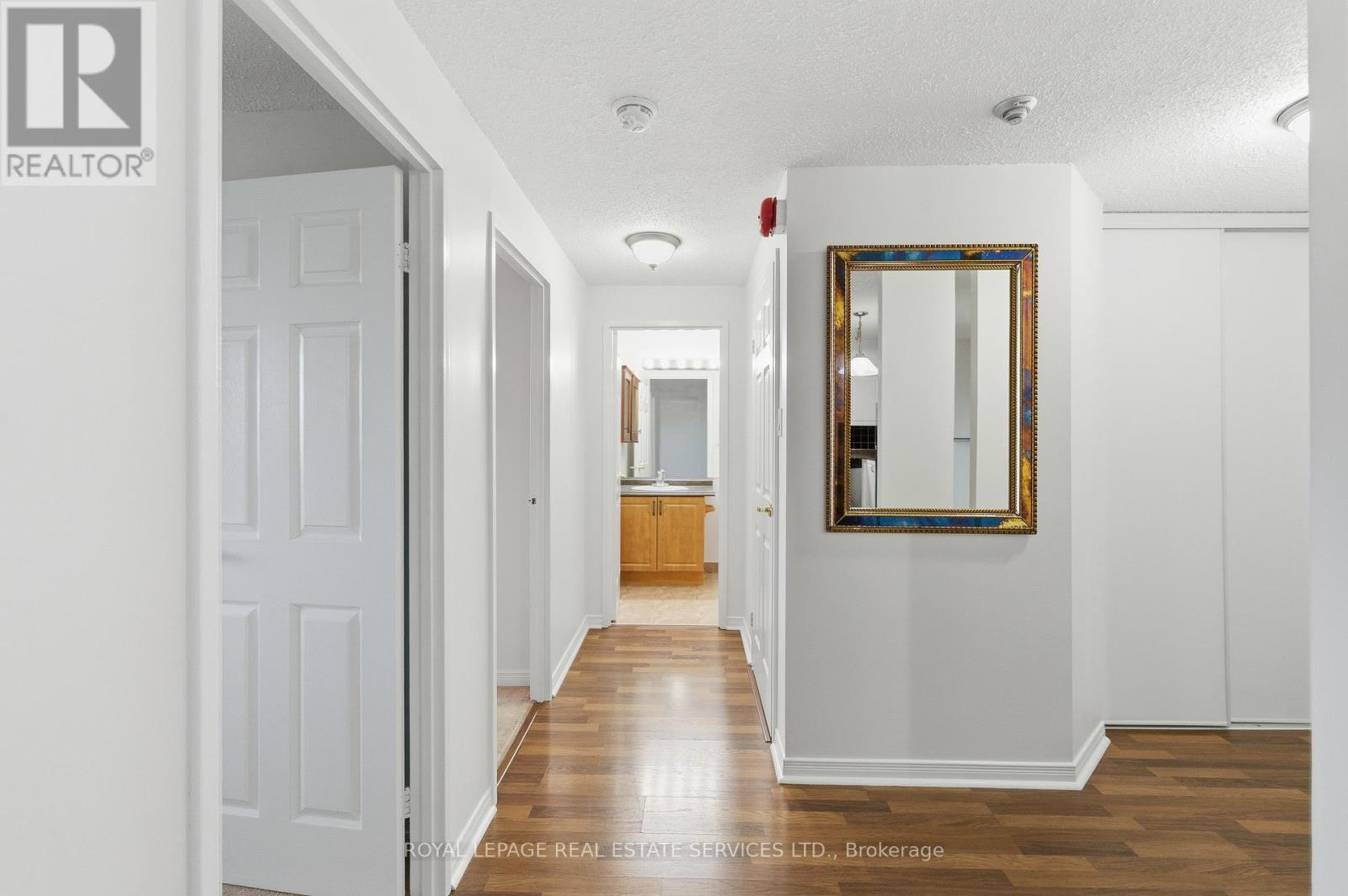 












904 - 6720 GLEN ERIN DRIVE

,
Mississauga,




Ontario
L5N3K8

