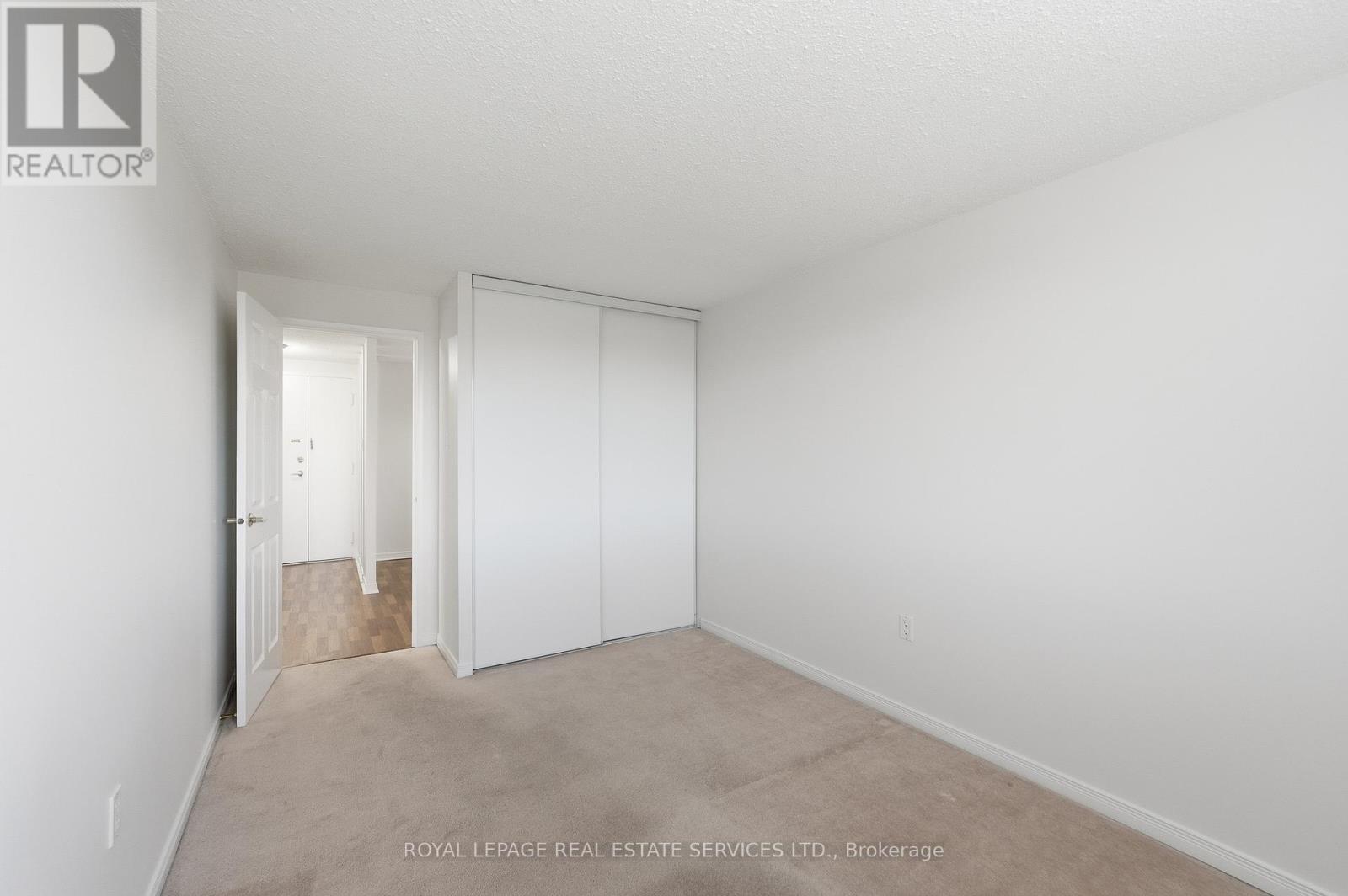 












904 - 6720 GLEN ERIN DRIVE

,
Mississauga,




Ontario
L5N3K8

