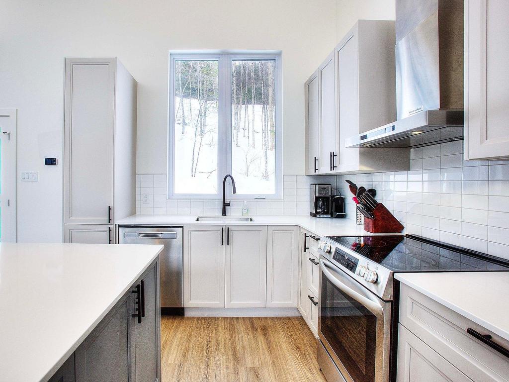 









55


Rue du K2

,
La Conception,




QC
J0T1M0

