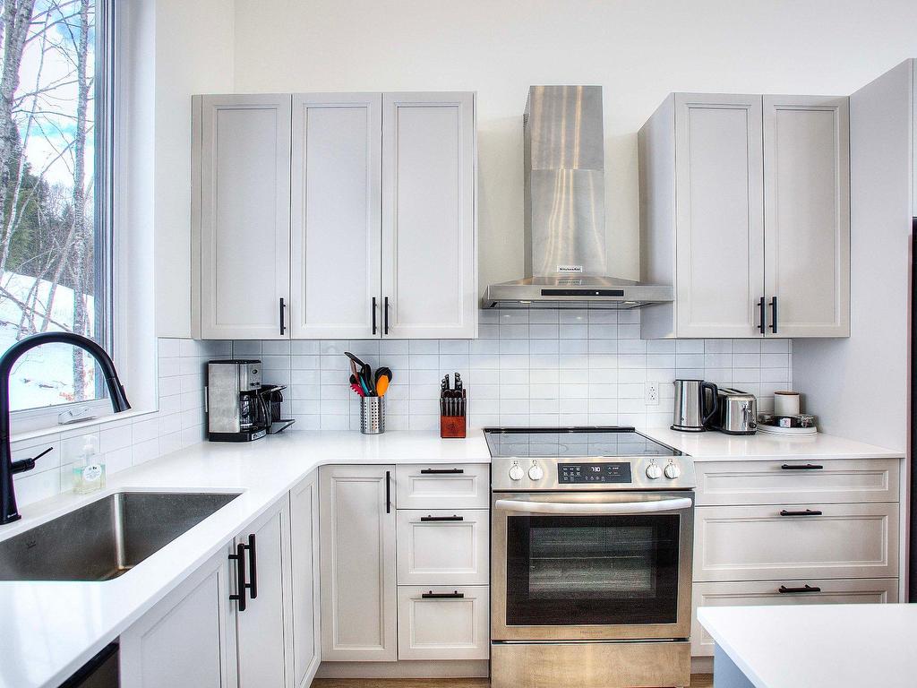 









55


Rue du K2

,
La Conception,




QC
J0T1M0

