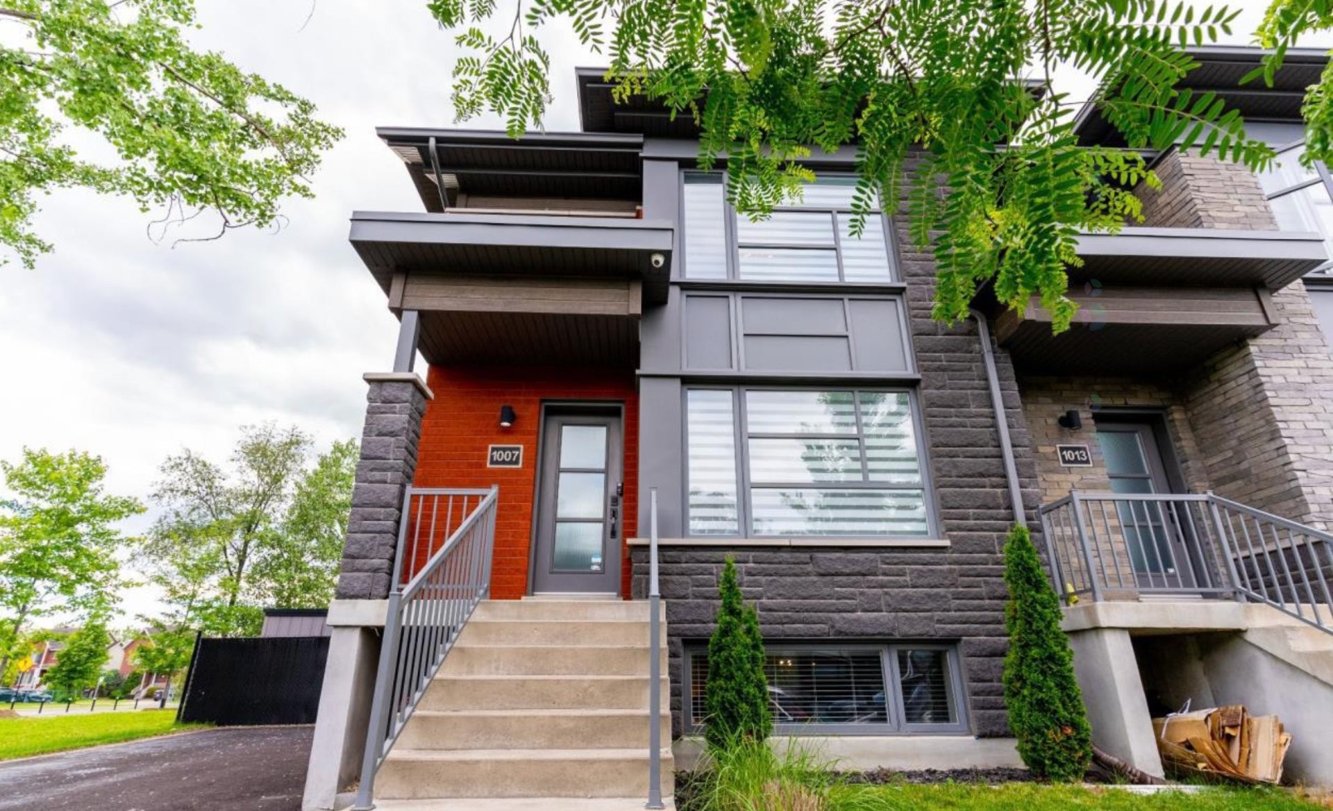 









1007


Rue des Samares

,
Longueuil (Le Vieux-Longueuil),




QC
J4M0A8

