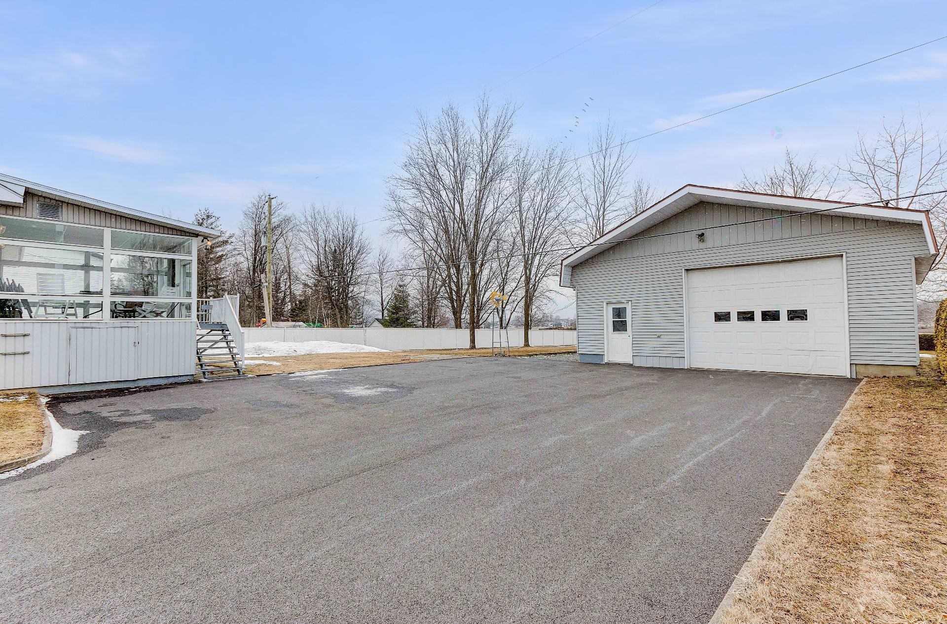 









1785


Rue du Moulin

,
Sainte-Marie-Madeleine,




QC
J0H1S0

