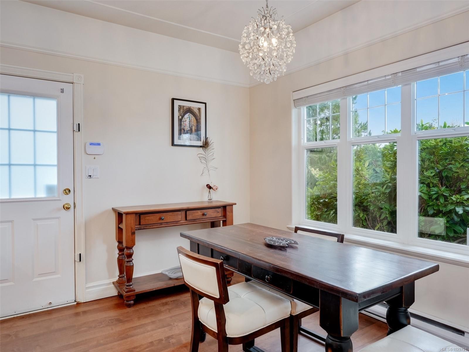 









445


Admirals

Rd, 3,
Esquimalt,




BC
V9A 2N2

