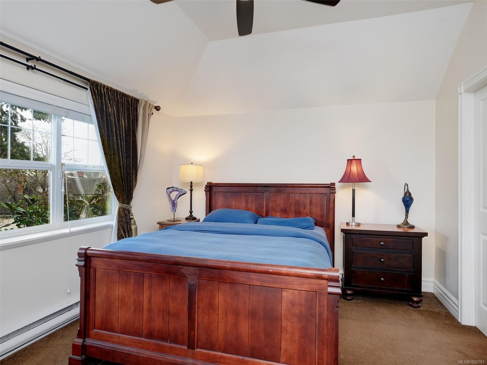 









445


Admirals

Rd, 3,
Esquimalt,




BC
V9A 2N2

