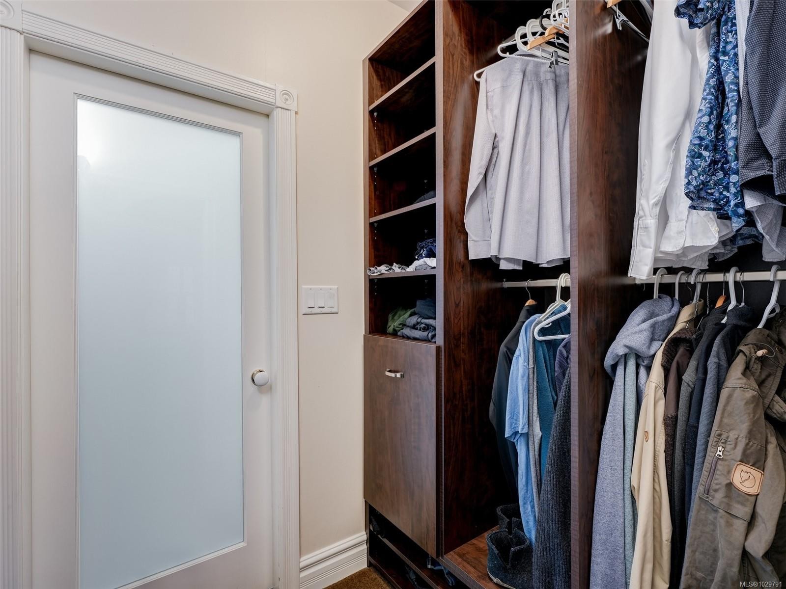 









445


Admirals

Rd, 3,
Esquimalt,




BC
V9A 2N2

