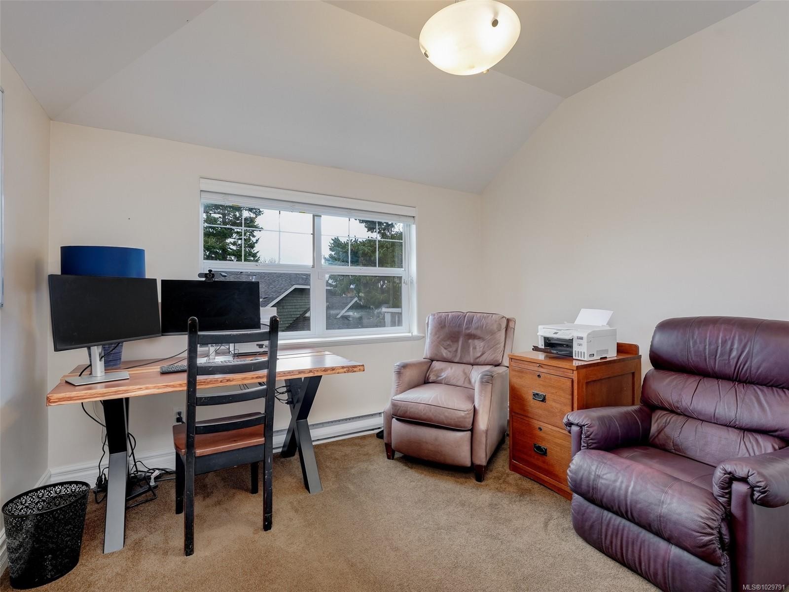 









445


Admirals

Rd, 3,
Esquimalt,




BC
V9A 2N2

