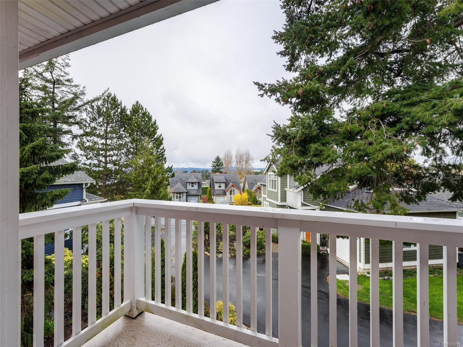 









445


Admirals

Rd, 3,
Esquimalt,




BC
V9A 2N2

