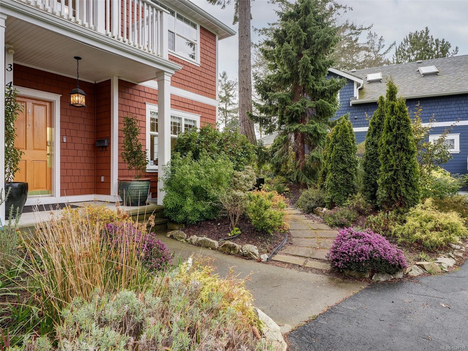 









445


Admirals

Rd, 3,
Esquimalt,




BC
V9A 2N2

