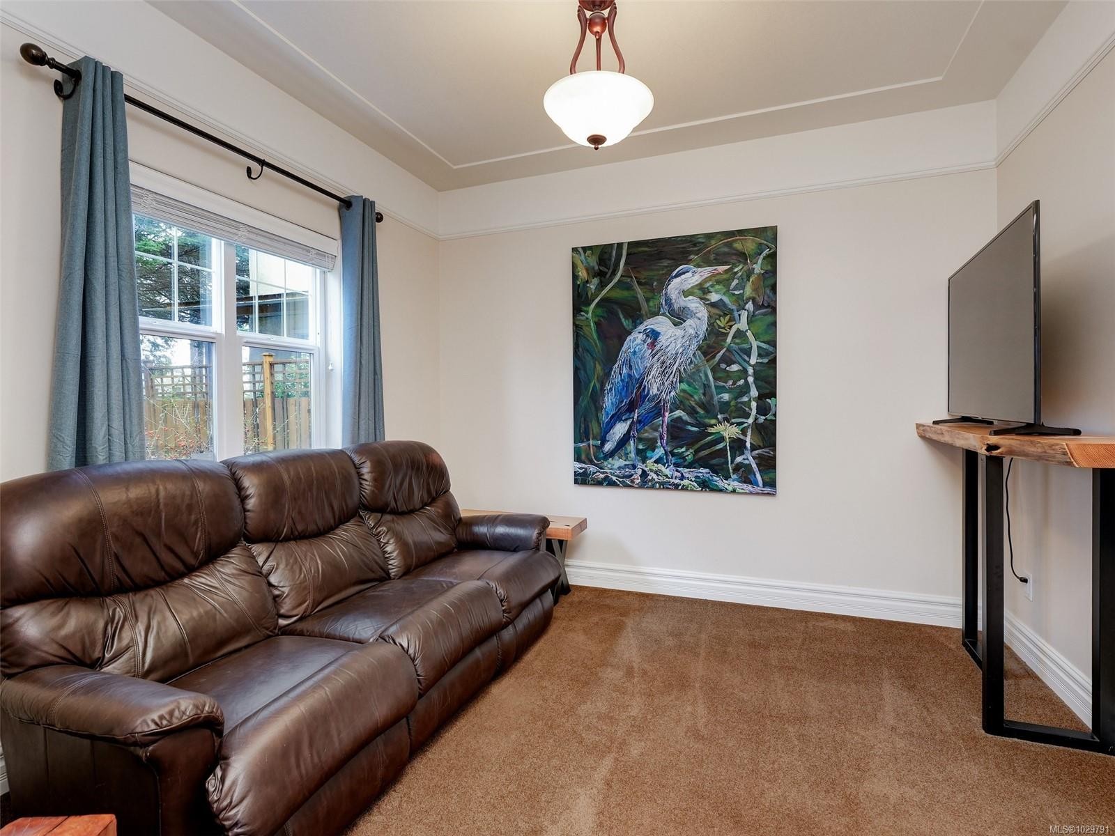 









445


Admirals

Rd, 3,
Esquimalt,




BC
V9A 2N2

